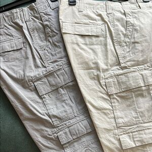 Roundtree and Yorke Men's Cargo Pants